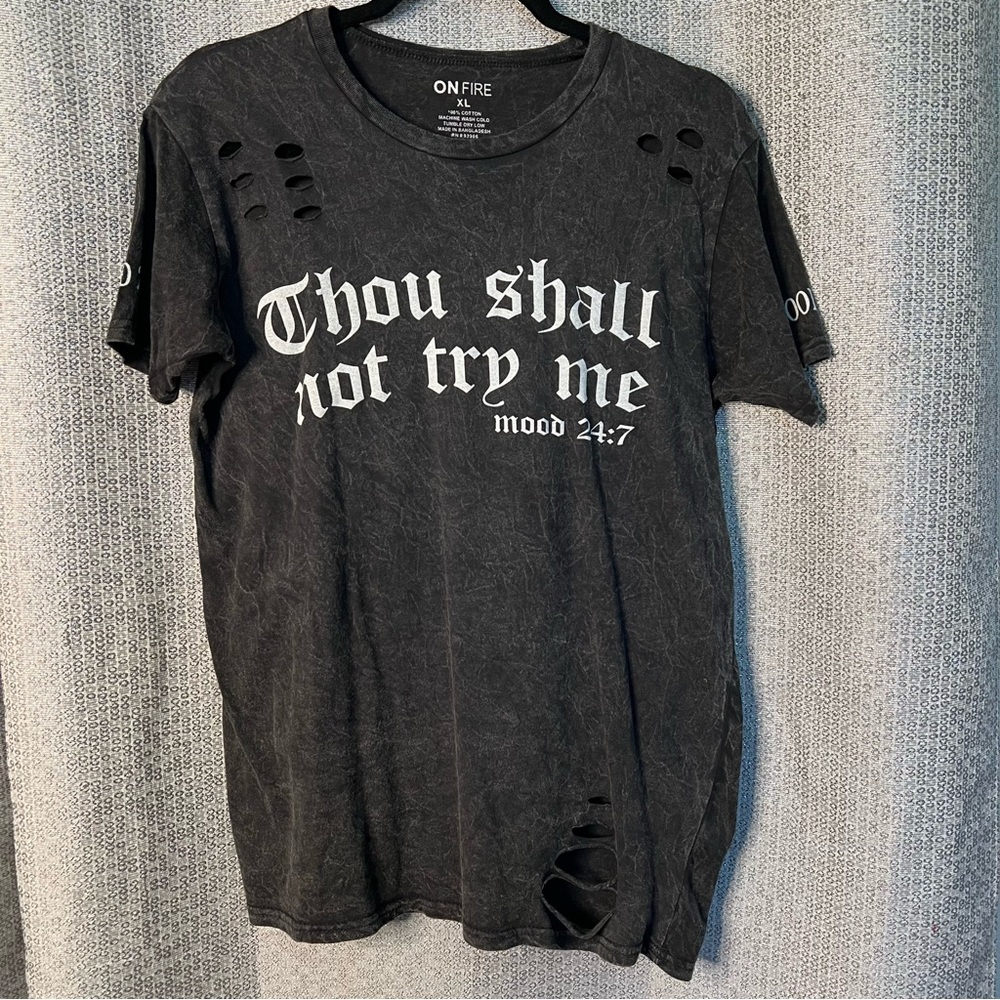 Awesome Distressed Tee! Brand: OnFire 🔥